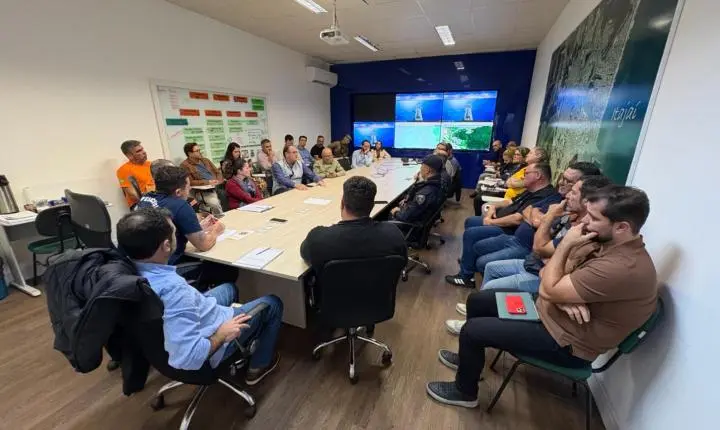 Comissão de gestão de riscos fortalece planejamento para enfrentamento de eventos climáticos em Itajaí 