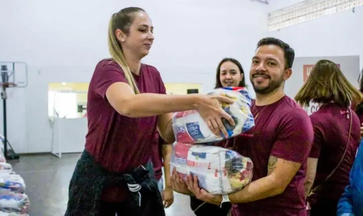 Cronos Logistics transforma embarques em solidariedade e arrecada 30 toneladas de alimentos para doação