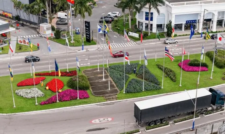Cuidado o ano inteiro: paisagismo de Balneário Camboriú recebe atenção em todas as estações