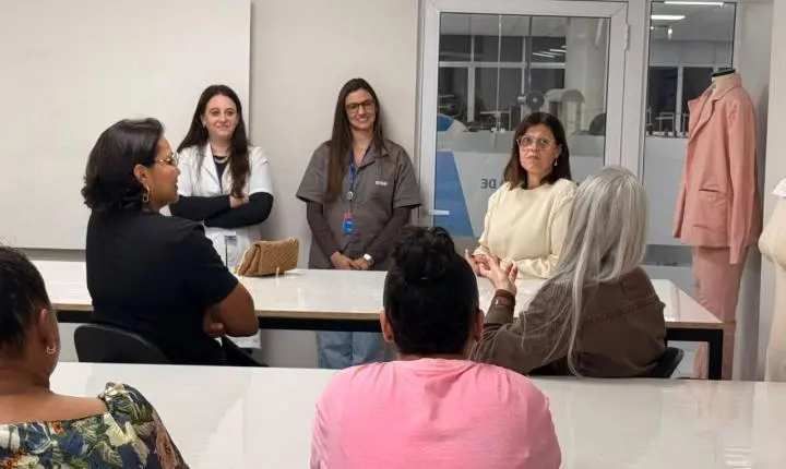 Curso gratuito de Costura Industrial conclui nova turma em Brusque