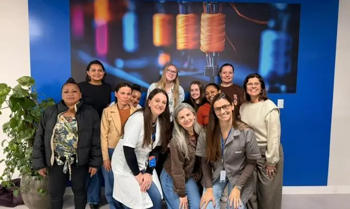 Curso gratuito de Costura Industrial conclui nova turma em Brusque