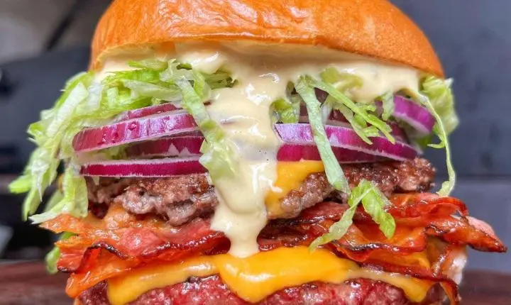D’Billys, de Balneário Camboriú, conquista lugar entre as 200 melhores hamburguerias do Brasil