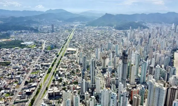 Decreto regulamenta a apuração da base de cálculo do ITBI em Balneário Camboriú 