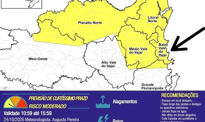 Defesa Civil alerta para previsão de chuva persistente com raios neste sábado