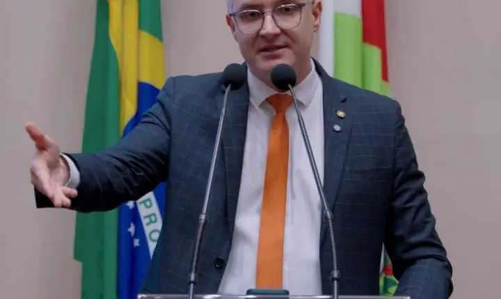 Deputado Matheus Cadorin elogia missão de Jorginho Mello ao Paraguai e reforça defesa da desburocratização em Santa Catarina