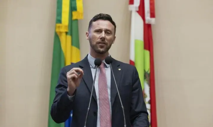 Deputados criticam boicote a comerciantes por divergência política