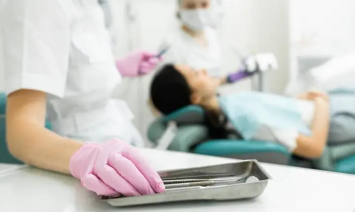 Dia do Dentista: descubra o que a tecnologia mudou no cuidado com o sorriso