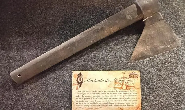 Dia do Viajante: objetos originais em parque de Santa Catarina revelam como piratas cruzavam os oceanos entre os séculos XVI e XVIII