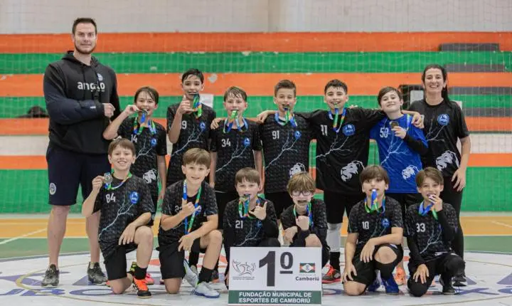 Disputas do JECAM 2026 chegam à reta final com classificação acirrada