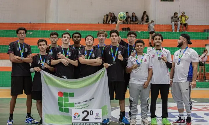 Disputas do JECAM 2026 chegam à reta final com classificação acirrada