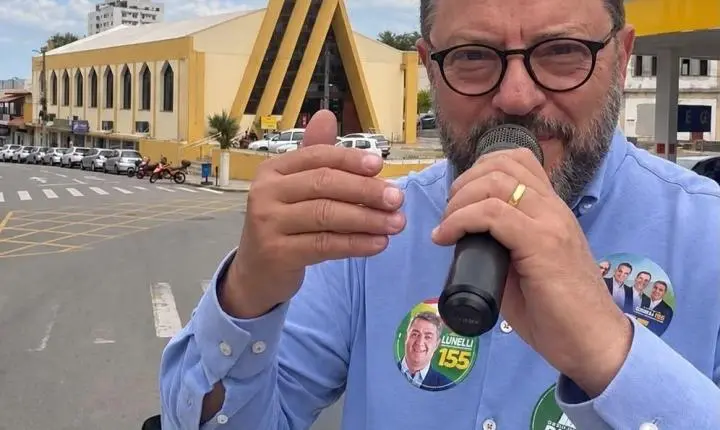 Dr. Elcio deixa centro cirúrgico após procedimento na clavícula