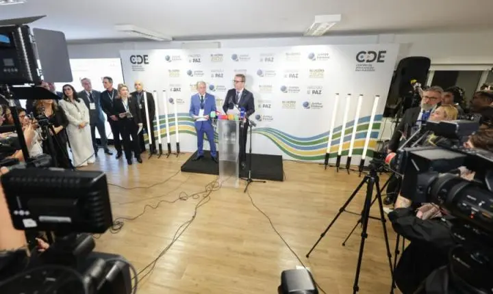 Eleições 2026 terminam com tranquilidade, apuração encerra mais cedo e abstenção tem leve aumento em relação a 2022