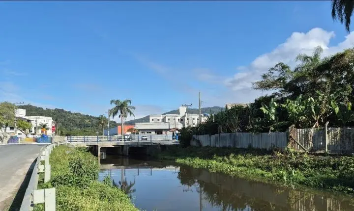 Emasa inicia levantamento ambiental para desassoreamento do Rio das Ostras