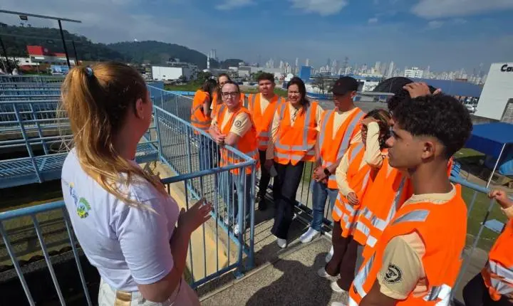 Emasa recebe estudantes de Aracaju para intercâmbio em educação ambiental