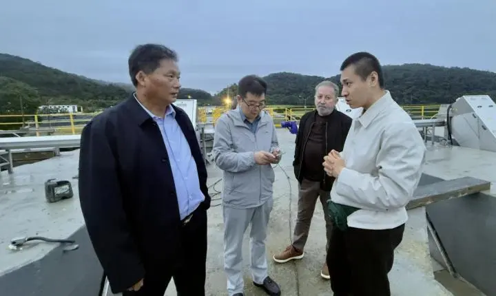 Empresários chineses conhecem estrutura de tratamento de esgoto da Emasa