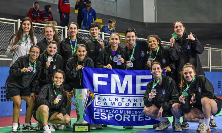 Equipe feminina de Balneário Camboriú se consagra vice-campeã da Copa Brasil de Futsal de Surdos