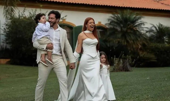 Estilista de Itajaí cria vestido usado por Viih Tube em casamento civil