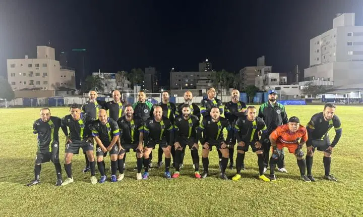 Grande final do Campeonato de Futebol Veterano Série B de Balneário Camboriú é disputada nesta sexta-feira