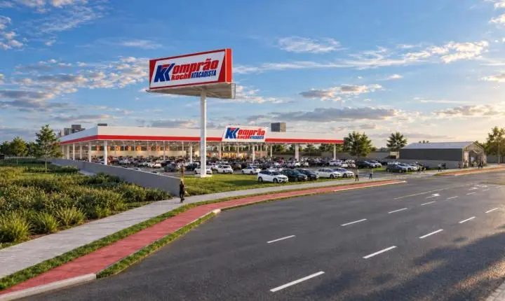 Grupo Koch chega à marca de 100 lojas em Santa Catarina com inauguração de novo Komprão em Itajaí