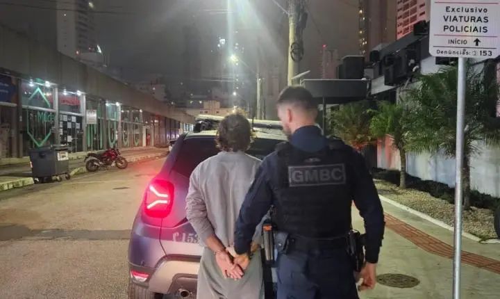 Guarda Municipal prende homem após furto em shopping de Balneário Camboriú 