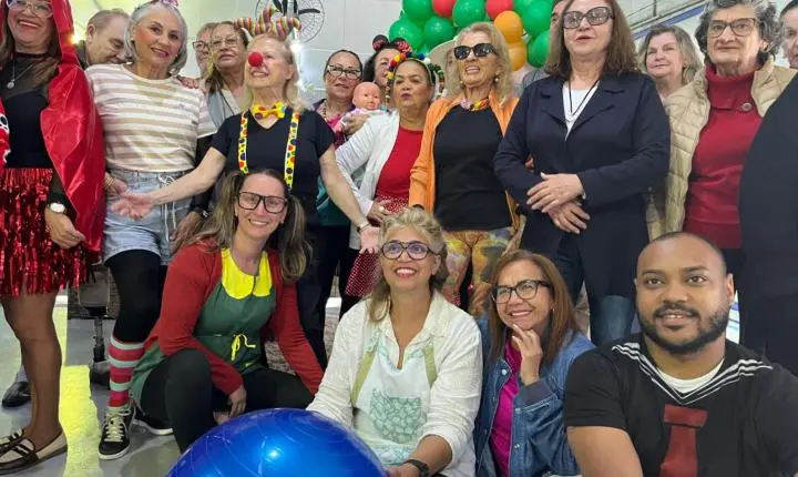 Idosos de Balneário Camboriú participam de programação especial alusiva ao Dia das Crianças