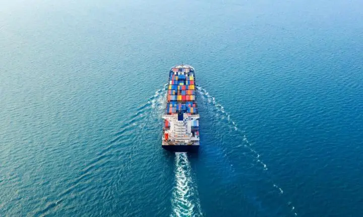 Importações de Itajaí crescem mais de US$ 1 bilhão em 2026 e cidade mantém liderança nacional