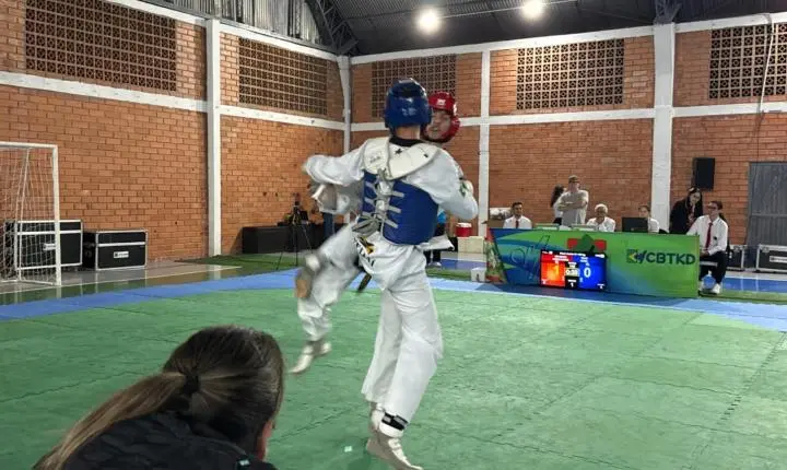 Itajaí conquista ouro no Taekwondo dos Joguinhos Abertos de Santa Catarina neste sábado 