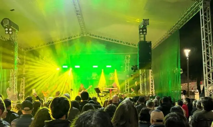 Itajaí Rock Concert antecipa comemoração do Dia Mundial do Rock, celebrado nesta segunda-feira 