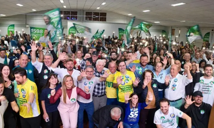 João Matos lança campanha em Navegantes com presença de mais de 1.500 pessoas