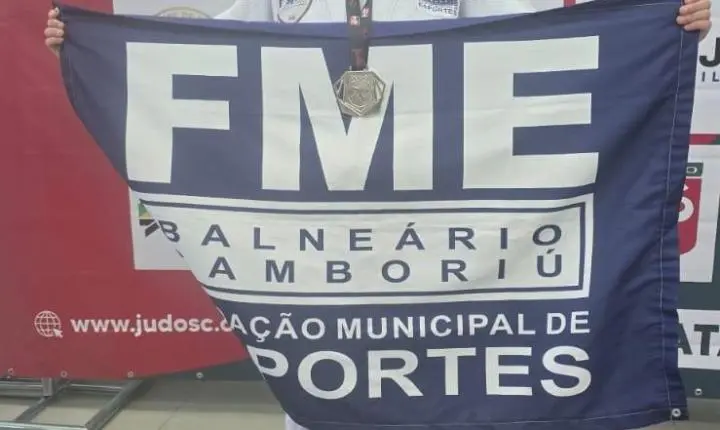 Judô de Balneário Camboriú conquista 13 medalhas no Campeonato Regional Litoral