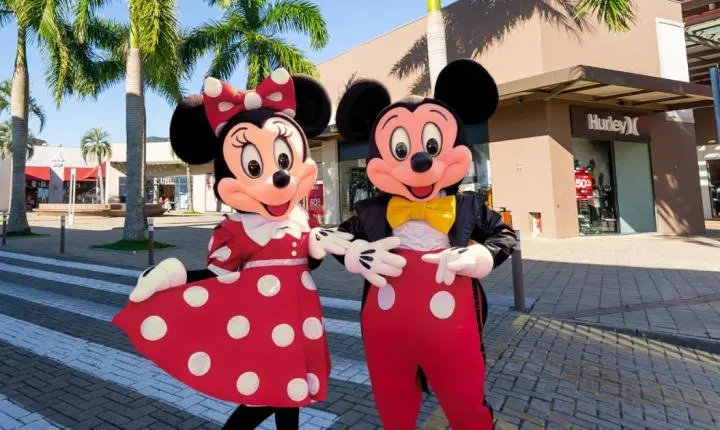 Magic Celebration leva música, dança e diversão para as famílias no Porto Belo Outlet Premium 