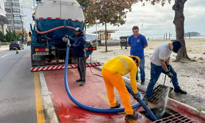 Mais de 1,6 mil bocas de lobo foram limpas desde maio em Balneário Camboriú