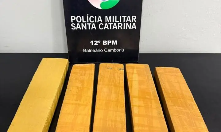 Mais de 5 kg de maconha são apreendidos pela Polícia Militar em Balneário Camboriú