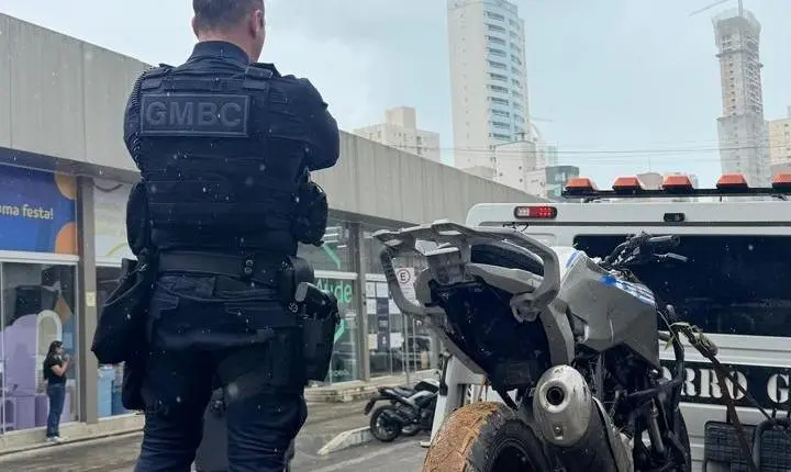 Moto furtada é recuperada pela Guarda Municipal de Balneário Camboriú 