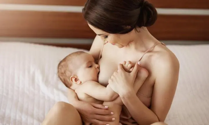Muito além da alimentação: amamentação protege a saúde, fortalece vínculos e favorece o desenvolvimento infantil