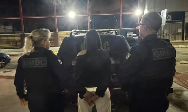 Mulher é presa pela Guarda Municipal de Balneário Camboriú após furtar picanha de supermercado 