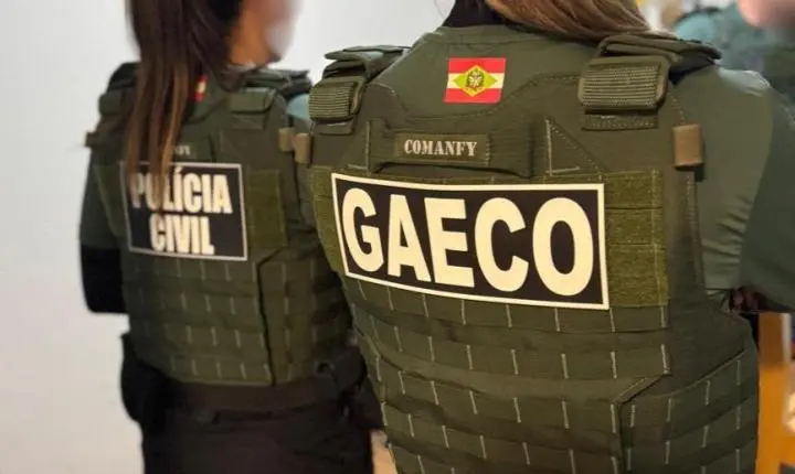 Operação mira esquema milionário de sonegação fiscal e cumpre mandados em Itapema 