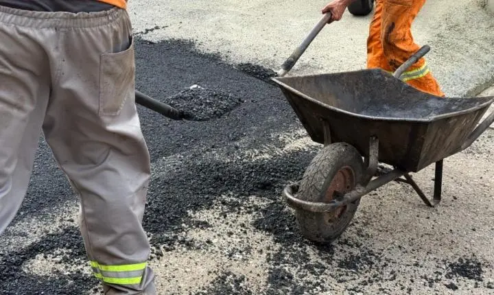 Operação tapa-buraco recupera mais de 4,7 mil m² de asfalto em Balneário Camboriú