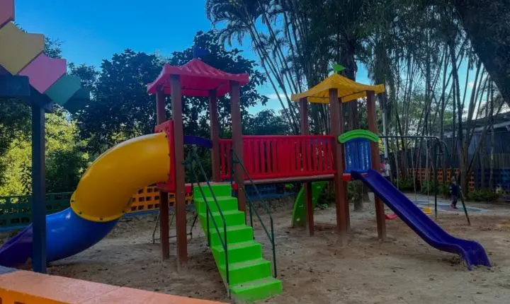 Parquinhos infantis da Avenida Normando Tedesco são modernizados