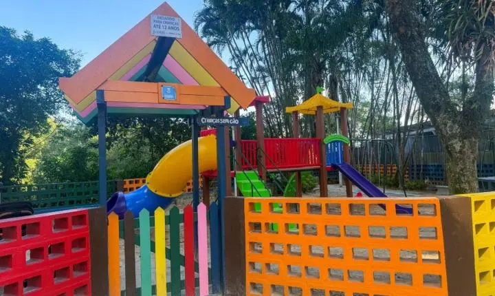 Parquinhos infantis da Avenida Normando Tedesco são modernizados