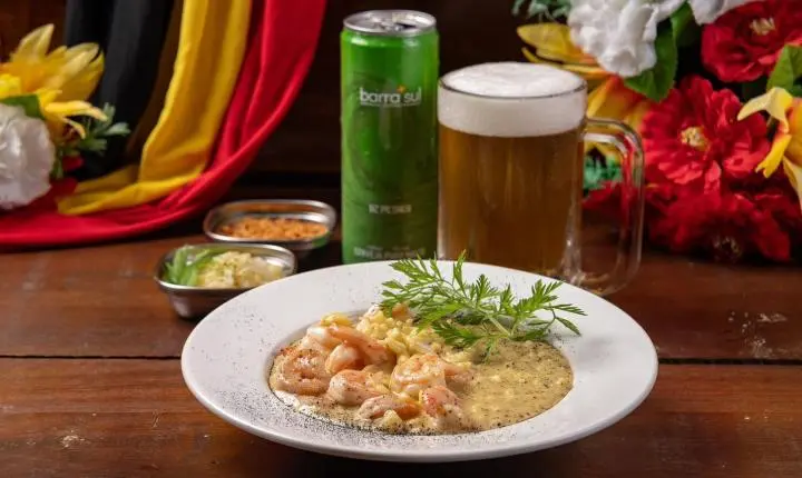 Passeio Bier Fest celebra a cultura alemã com gastronomia, música e experiências para toda a família em Balneário Camboriú