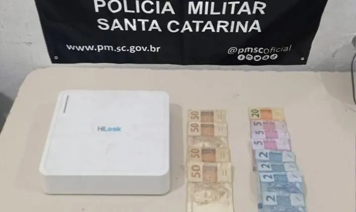 Polícia Militar apreende cocaína em estabelecimento comercial e prende homem por tráfico de drogas - Confira outras ocorrências registradas pelo 31º BPM