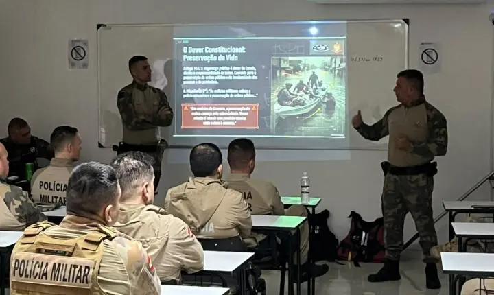 Policiais militares do 3º CRPM participam de instrução de resgate em inundações e enxurradas