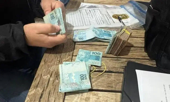 Prefeito e vice de cidade de Rio dos Cedros são afastados em investigação contra corrupção e fraude em licitações