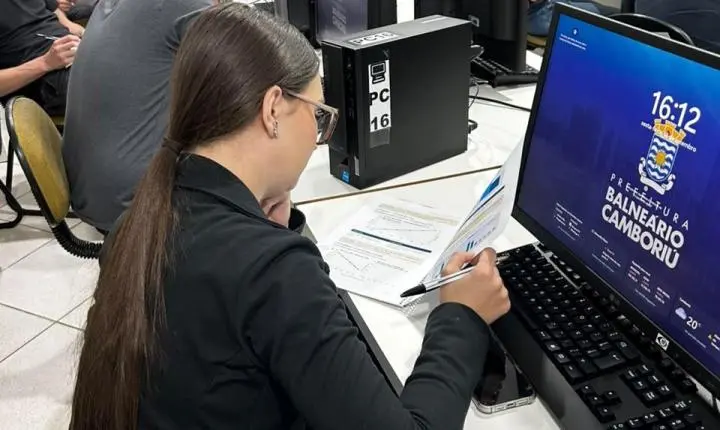 Prefeitura de Balneário Camboriú capacita servidores para análise e uso de dados na administração pública