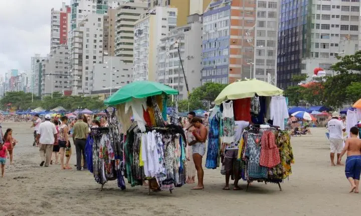 Prefeitura de Balneário Camboriú divulga chamada pública para comércio ambulante da temporada 2026/2027