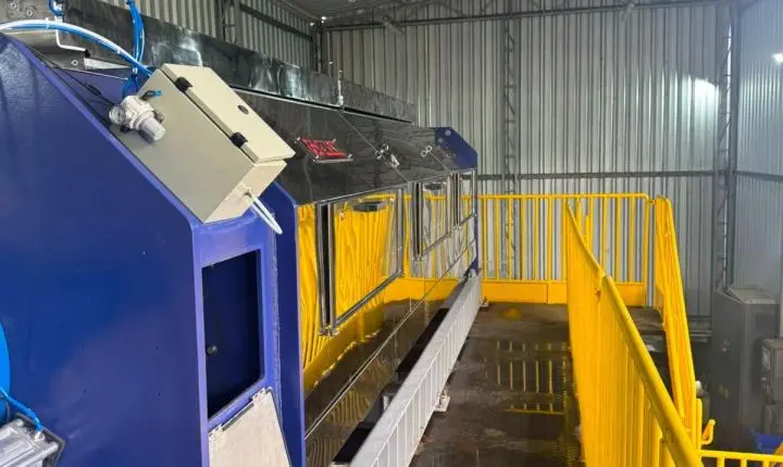 Prensas reformadas entram em pleno funcionamento na ETE e na ETA de Balneário Camboriú
