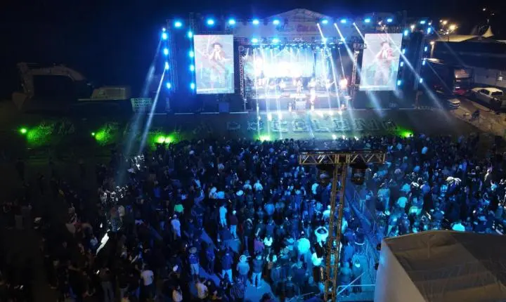 Primeiro dia da 40ª Festa Nacional do Colono de Itajaí reúne 10 mil pessoas