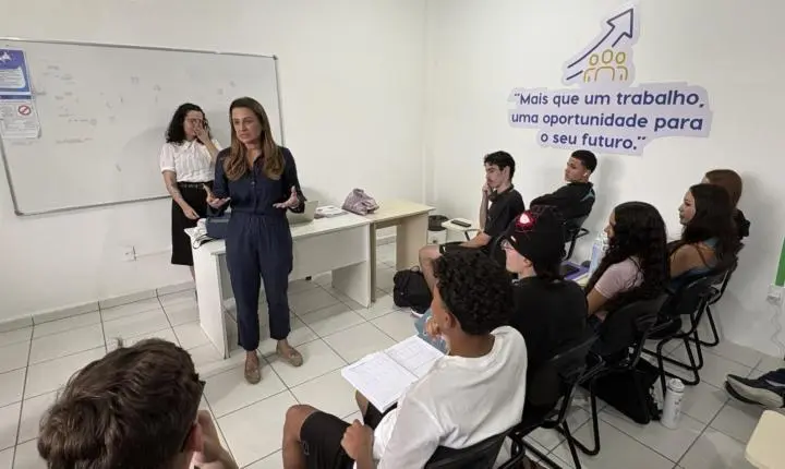 Programa de Iniciação ao Trabalho forma 31 jovens em Balneário Camboriú