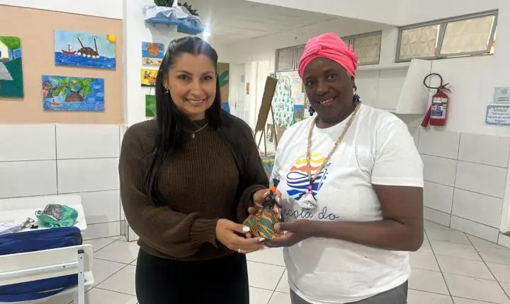 Projeto Escola do Rio e Mar leva cultura quilombola para crianças do NEI Bom Sucesso